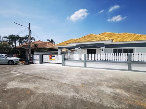 267 Sqm., 2 Beds, 1 Bath House listed for ฿ 2,200,000.