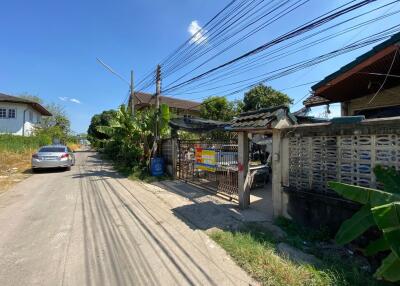 400 Sqm., 1 Bed, 1 Bath House listed for ฿ 2,592,000.