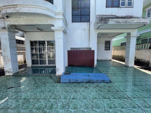 240 Sqm., 3 Beds, 2 Baths House listed for ฿ 1,990,000.