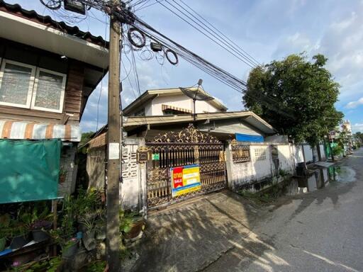 204 Sqm., 1 Bed, 1 Bath House listed for ฿ 2,559,000.