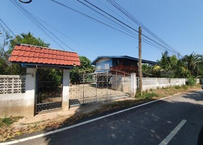 752 Sqm., 1 Bed, 1 Bath House listed for ฿ 2,525,000.