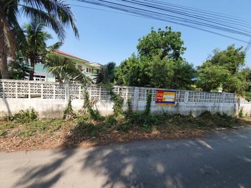 752 Sqm., 1 Bed, 1 Bath House listed for ฿ 2,525,000.