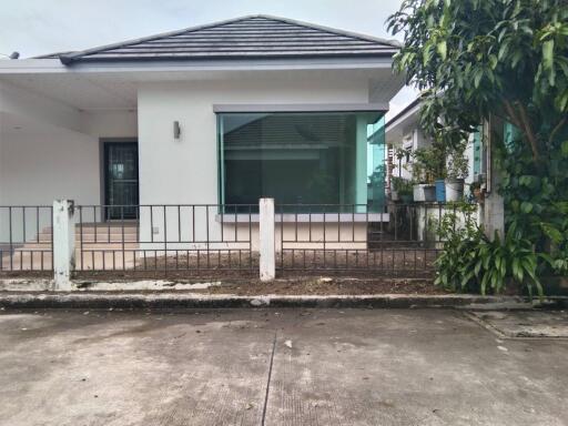 203 Sqm., 3 Beds, 2 Baths House listed for ฿ 2,280,000.