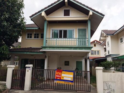 210 Sqm., 3 Beds, 2 Baths House listed for ฿ 2,520,000.