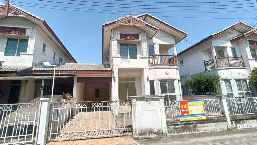 168 Sqm., 3 Beds, 2 Baths House listed for ฿ 2,233,000.