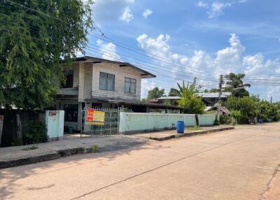 802 Sqm., 1 Bed, 1 Bath House listed for ฿ 2,447,000.