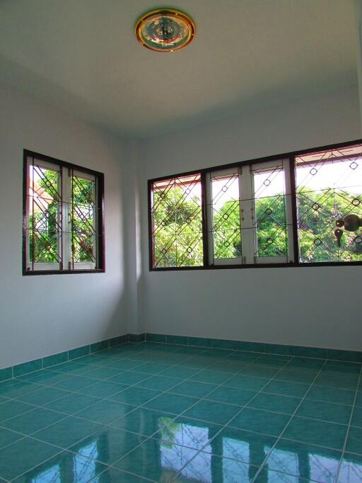 412 Sqm., 2 Beds, 1 Bath House listed for ฿ 2,000,000.