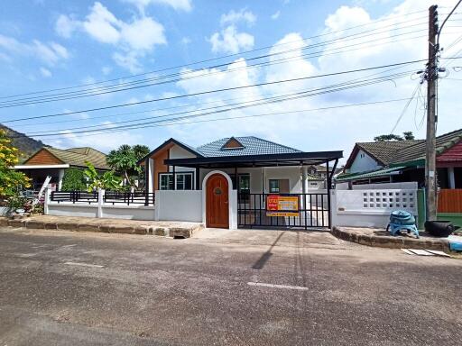 249 Sqm., 2 Beds, 1 Bath House listed for ฿ 2,432,000.