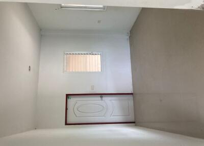 244 Sqm., 3 Beds, 1 Bath House listed for ฿ 2,185,000.