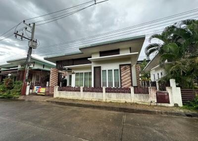 210 Sqm., 3 Beds, 2 Baths House listed for ฿ 2,415,000.