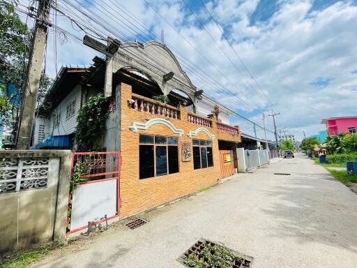 228 Sqm., 1 Bed, 1 Bath House listed for ฿ 2,413,000.