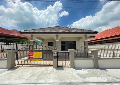 242 Sqm., 3 Beds, 2 Baths House listed for ฿ 2,394,000.