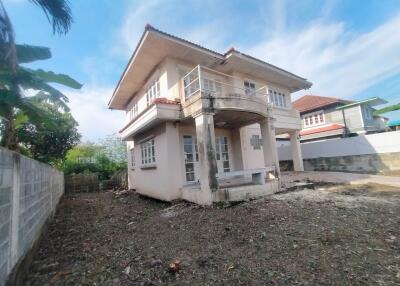 259 Sqm., 3 Beds, 2 Baths House listed for ฿ 2,090,000.
