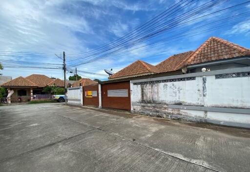 273 Sqm., 3 Beds, 2 Baths House listed for ฿ 2,310,000.