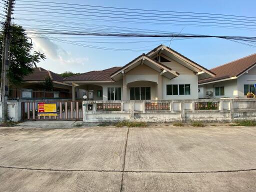 254 Sqm., 3 Beds, 2 Baths House listed for ฿ 2,310,000.