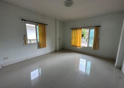 260 Sqm., 2 Beds, 2 Baths House listed for ฿ 2,084,000.