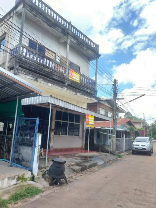 214 Sqm., 1 Bed, 2 Baths House listed for ฿ 1,800,000.