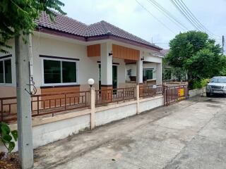 202 Sqm., 2 Beds, 2 Baths House listed for ฿ 2,205,000.