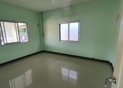 200 Sqm., 1 Bed, 1 Bath House listed for ฿ 1,900,000.