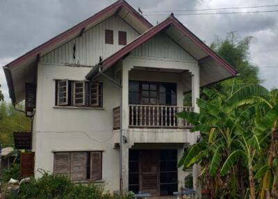2,752 Sqm., 1 Bed, 1 Bath House listed for ฿ 2,200,000.