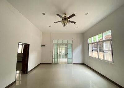 412 Sqm., 3 Beds, 2 Baths House listed for ฿ 2,154,000.