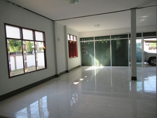 528 Sqm., 2 Beds, 2 Baths House listed for ฿ 2,124,000.