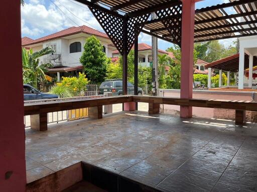 160 Sqm., 3 Beds, 2 Baths House listed for ฿ 2,100,000.