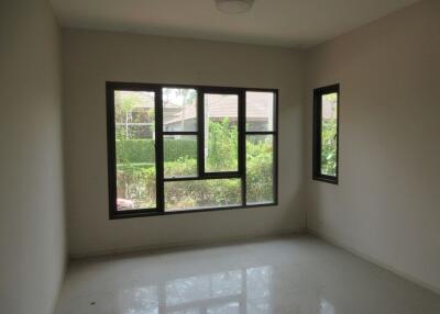 176 Sqm., 2 Beds, 1 Bath House listed for ฿ 2,100,000.