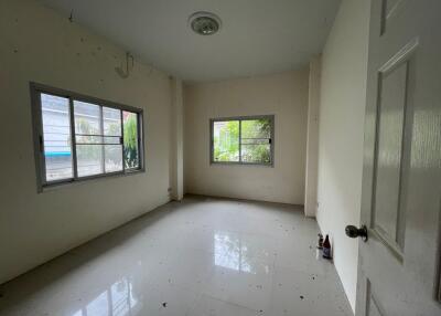 264 Sqm., 2 Beds, 2 Baths House listed for ฿ 2,077,000.