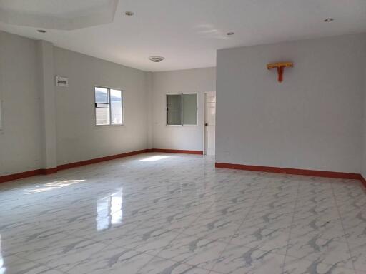 200 Sqm., 3 Beds, 2 Baths House listed for ฿ 1,805,000.