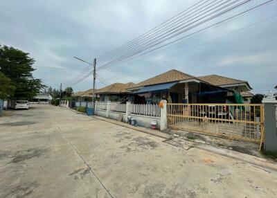 240 Sqm., 3 Beds, 2 Baths House listed for ฿ 1,550,000.