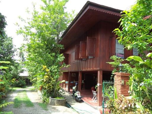 300 Sqm., 1 Bed, 1 Bath House listed for ฿ 1,938,000.