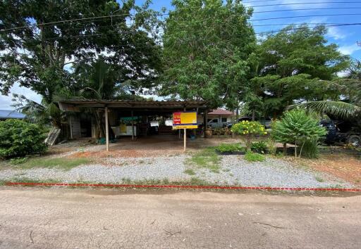 2,440 Sqm., 2 Beds, 1 Bath House listed for ฿ 1,924,000.