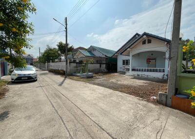 344 Sqm., 3 Beds, 1 Bath House listed for ฿ 1,705,000.