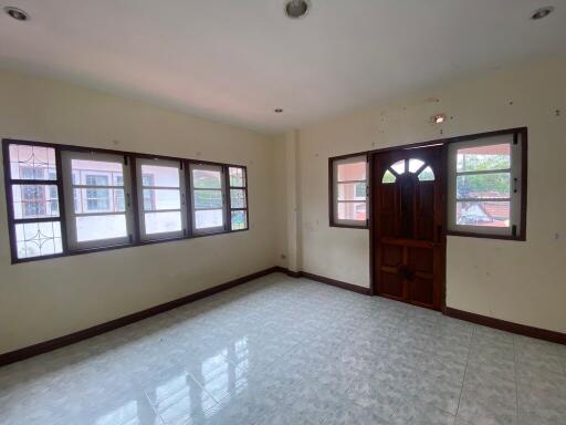 144 Sqm., 3 Beds, 2 Baths House listed for ฿ 1,400,000.
