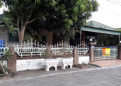 252 Sqm., 3 Beds, 2 Baths House listed for ฿ 1,577,000.