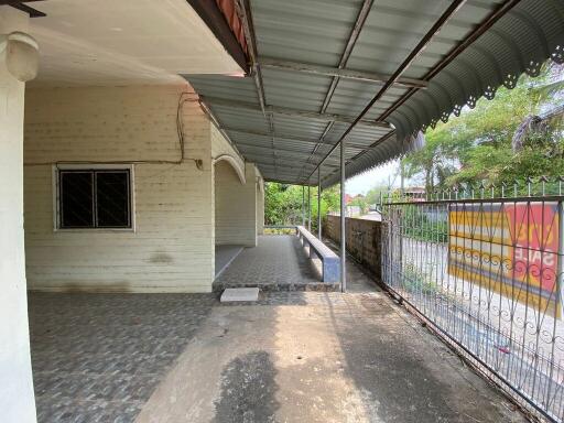 400 Sqm., 3 Beds, 2 Baths House listed for ฿ 1,473,000.