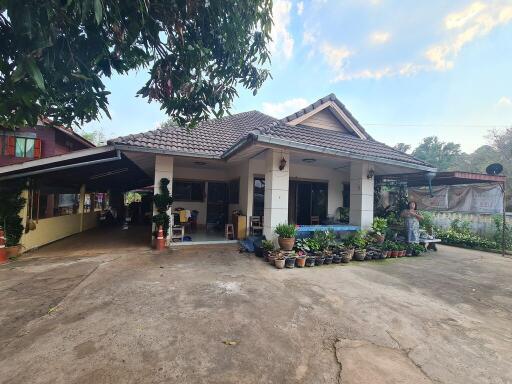 1,328 Sqm., 3 Beds, 2 Baths House listed for ฿ 1,355,000.