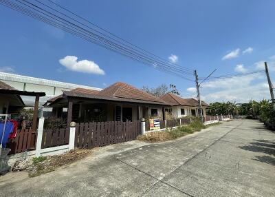 220 Sqm., 2 Beds, 2 Baths House listed for ฿ 1,491,000.