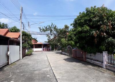 167 Sqm., 2 Beds, 1 Bath House listed for ฿ 1,150,000.