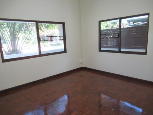 220 Sqm., 2 Beds, 2 Baths House listed for ฿ 1,330,000.