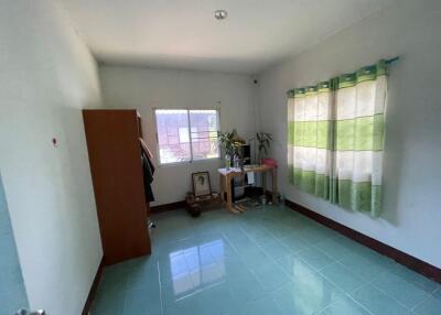 400 Sqm., 2 Beds, 1 Bath House listed for ฿ 1,437,000.