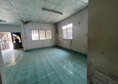 800 Sqm., 3 Beds, 1 Bath House listed for ฿ 1,000,000.