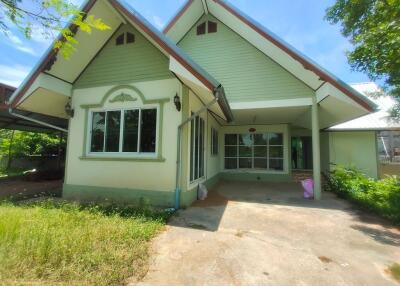 724 Sqm., 2 Beds, 1 Bath House listed for ฿ 1,400,000.
