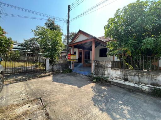 227 Sqm., 3 Beds, 1 Bath House listed for ฿ 1,235,000.