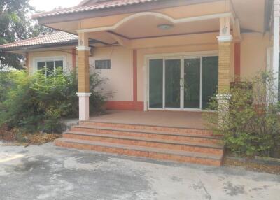428 Sqm., 4 Beds, 2 Baths House listed for ฿ 1,342,000.