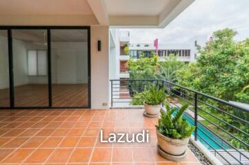 Casa Daeng: 2 Bed Condo in Khao Takiab