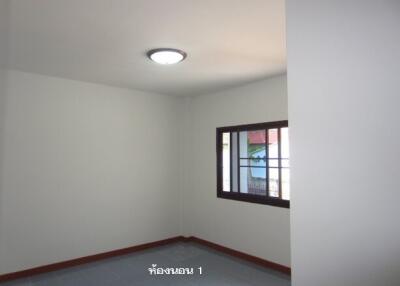 348 Sqm., 3 Beds, 2 Baths House listed for ฿ 1,100,000.