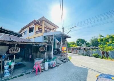 144 Sqm., 1 Bed, 1 Bath House listed for ฿ 1,139,000.