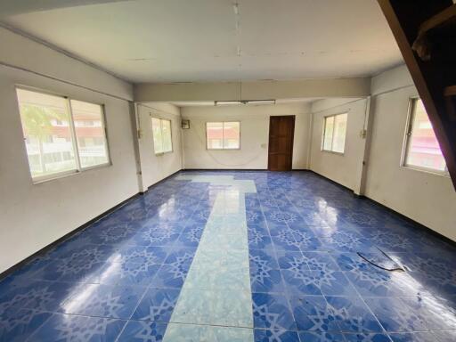 402 Sqm., 1 Bed, 2 Baths House listed for ฿ 990,000.